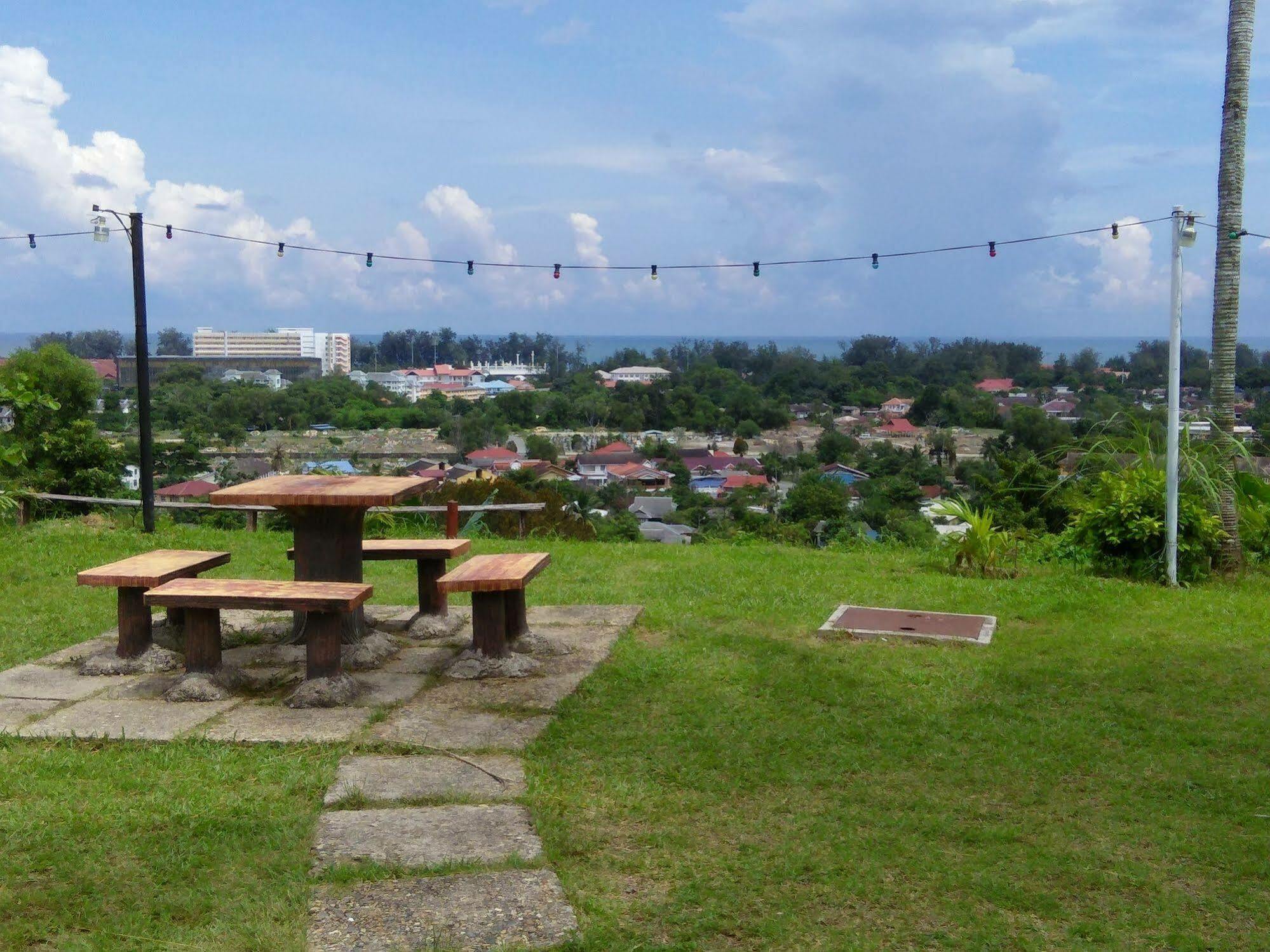 Motel Desa Kuala Terengganu Exterior foto